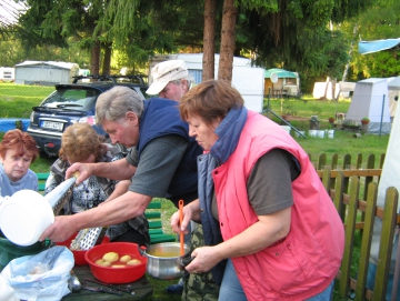 2010 bramboráky na Stříbrňáku