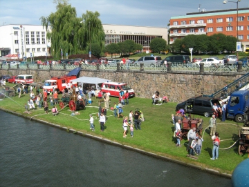 2009 Parostroje na nábřeží