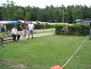 Petr Mazánek - Petanque s Bouďákama